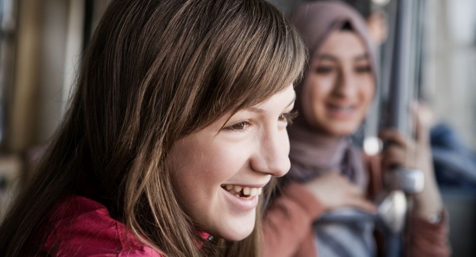 Deine Schönheit ist nichts wert Deine Schönheit ist nichts wert, Milica Paucic